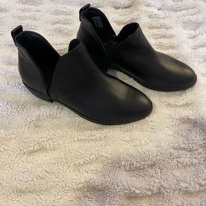 Chelsea boots